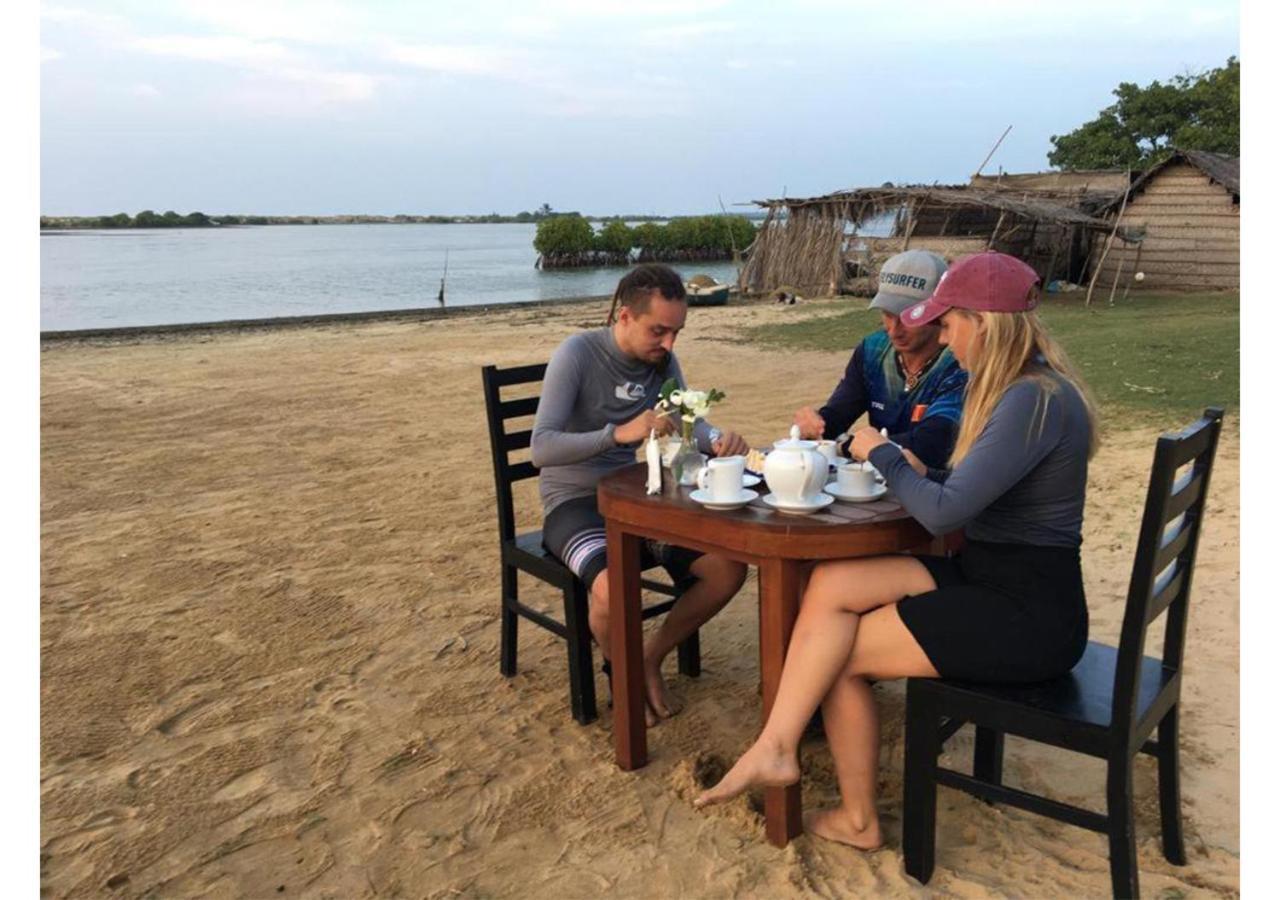 The Blue Lagoon Resort 칼피티야 외부 사진